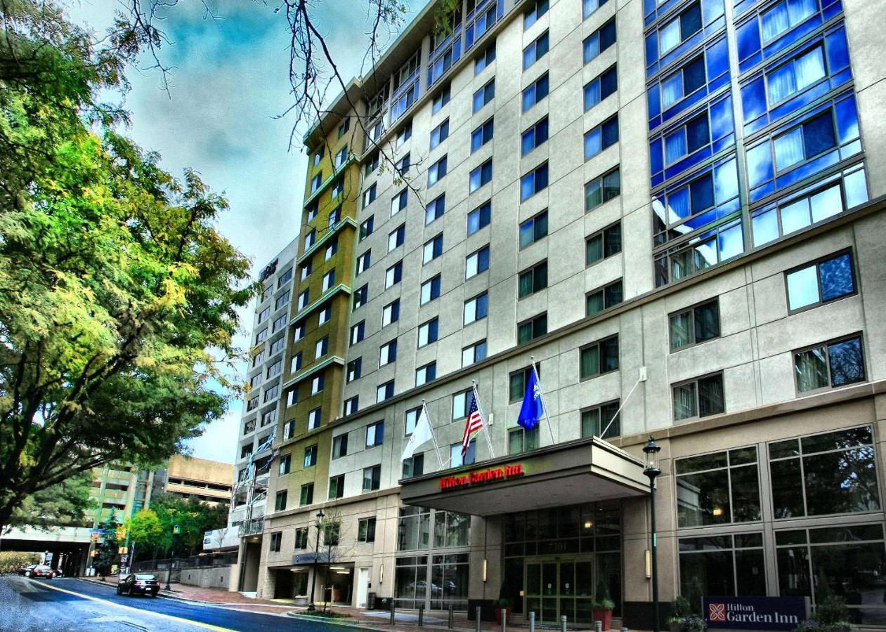 Hilton Garden Inn Bethesda Downtown Exterior photo